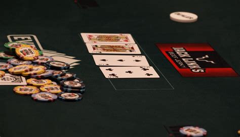 what does it mean to call in poker
